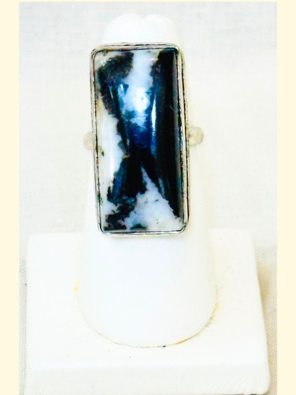 White Buffalo 925 Sterling Silver Rectangular Statement Ring Size 7 Cabochon
